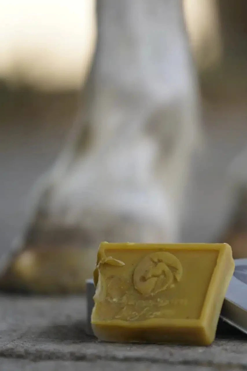 Unique-Horn Hoof Repair Wax